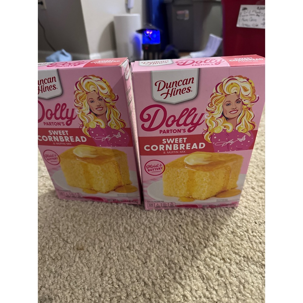 Duncan Hines Dolly Parton Sweet Cornbread & Muffin Mix 16oz Lot of 2 Pink Box